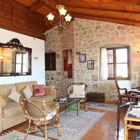 Anelina Villa